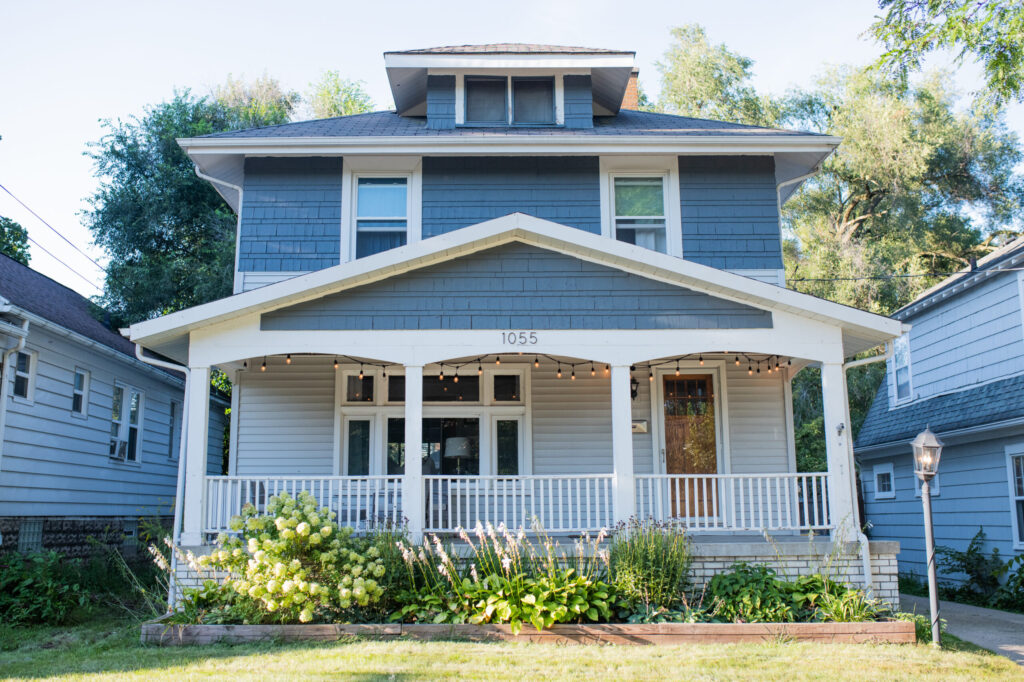 Real Estate Listing House